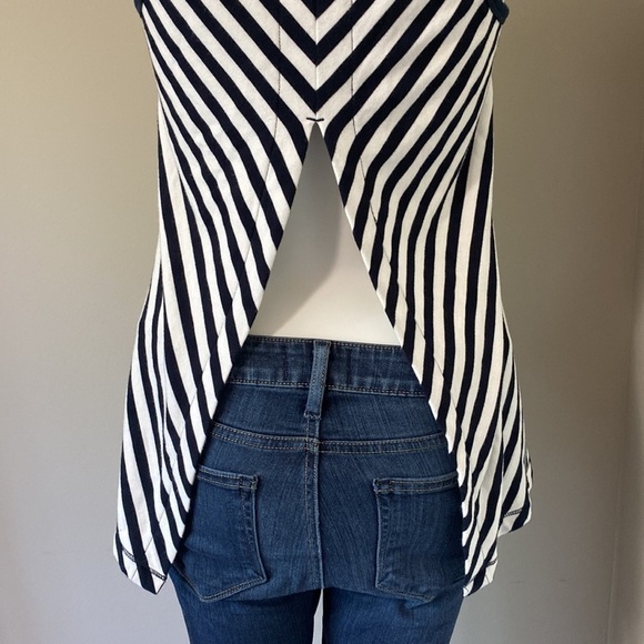 Rag and Bone Kat Split Back Tank Navy Blue and White Stripe Sz S - Picture 10 of 12
